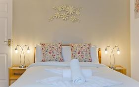 Imperial Horseferry Road Apartment